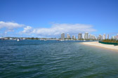 Surfers Paradise | 210/240