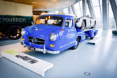 Deutschland - Stuttgart - 300 SLR & Mercedes Benz Rennabteilung Transporter | 25/40
