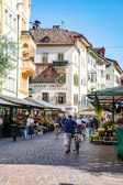 Italien - Bozen - Obstplatz | 18/50
